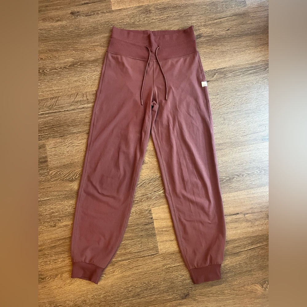 VUORI Daily Joggers
